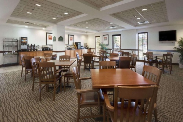 Wingate by Wyndham Augusta/Fort Eisenhower image 11